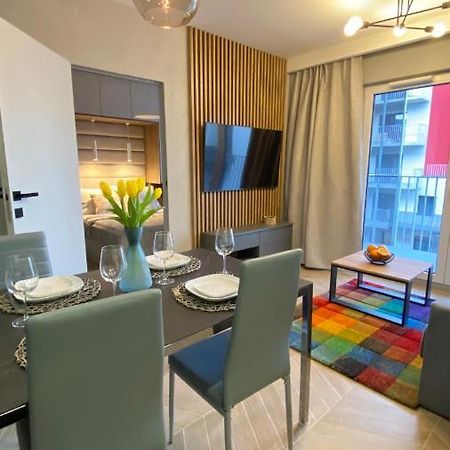 Апартаменты Grey House + Free Parking Вроцлав Экстерьер фото