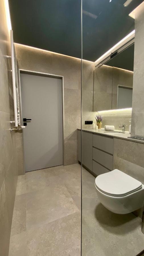 Апартаменты Grey House + Free Parking Вроцлав Экстерьер фото