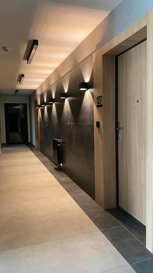Апартаменты Grey House + Free Parking Вроцлав Экстерьер фото